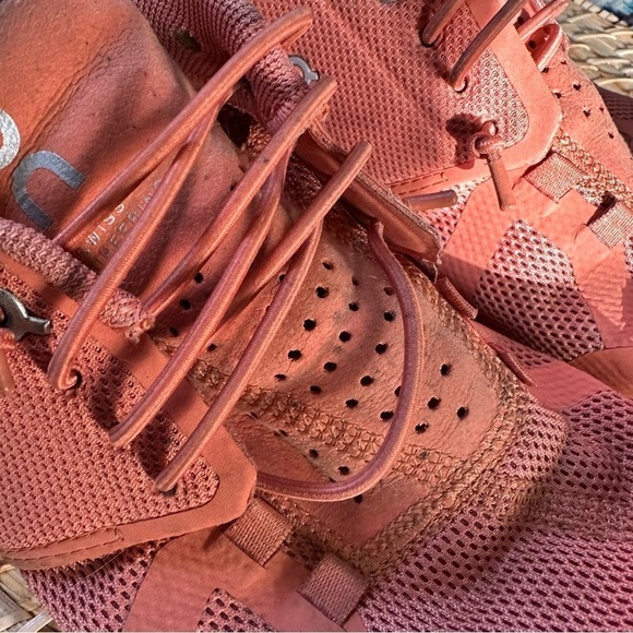 On Running Cloud X Sneaker Orange Womens Size 8 - Picture 6 of 11